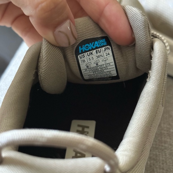 Women’s Hoka transport GTX Running Shoes
Dune/eggnog - Picture 4 of 5